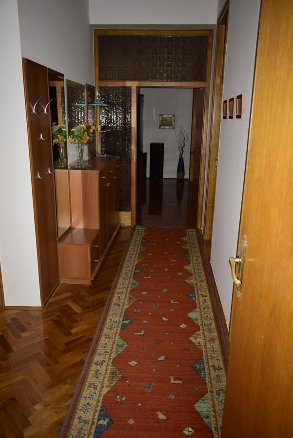 Apartment Faith Малинска Екстериор снимка